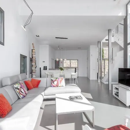Casa vacanze Peaceful Oasis In With Sea Views And Pool